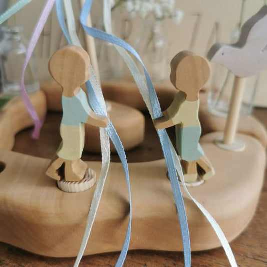 Houten Steker | Jongen Geel