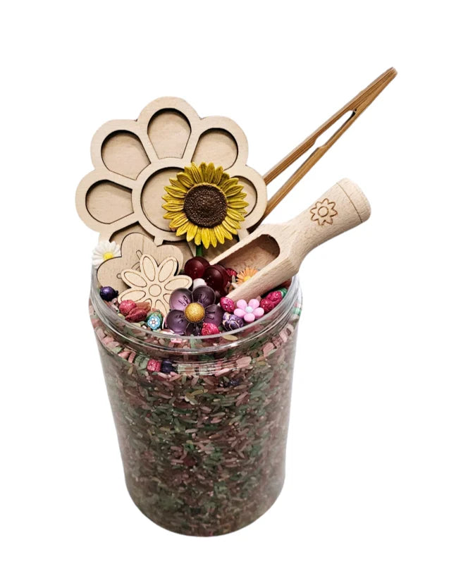Pour & Play | Flowers