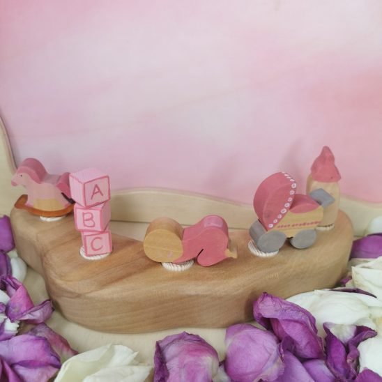 Houten Steker | Slapende Baby Roze