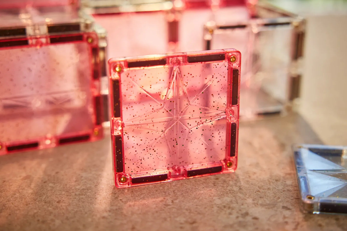 Glitter Tiles Pack Transparent/Pink (16)