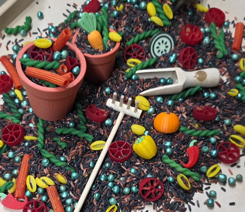 Pour & Play | Veggies