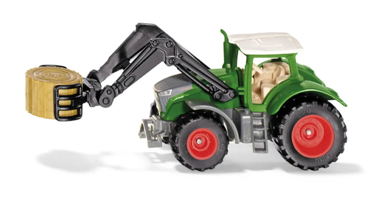 Fendt met balengrijper