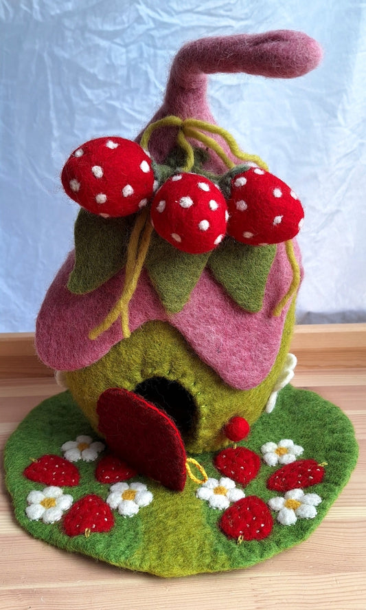 Wolvilten Boshuisje | Aardbeienhuisje (2-delig)